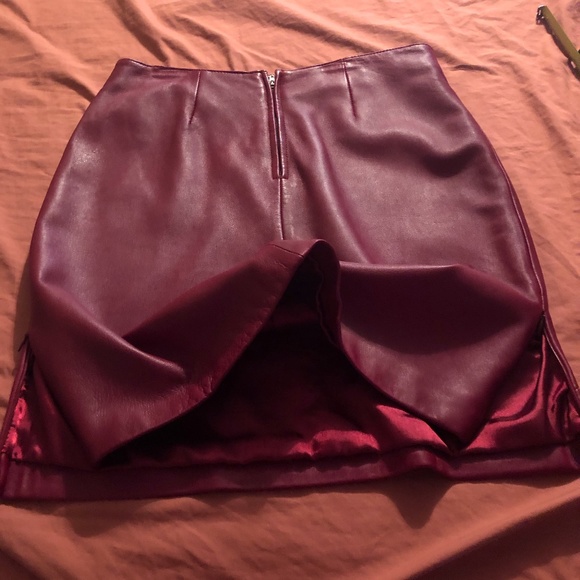 Leather skirt - Picture 3 of 4